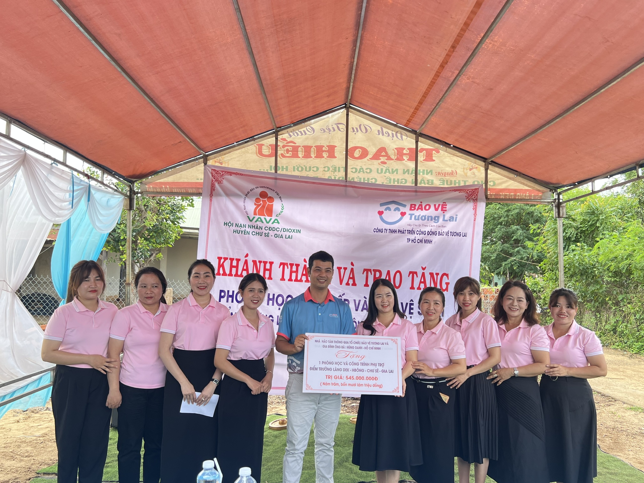 Khánh thành và trao tặng điểm trường làng Dek, 15/6/2025